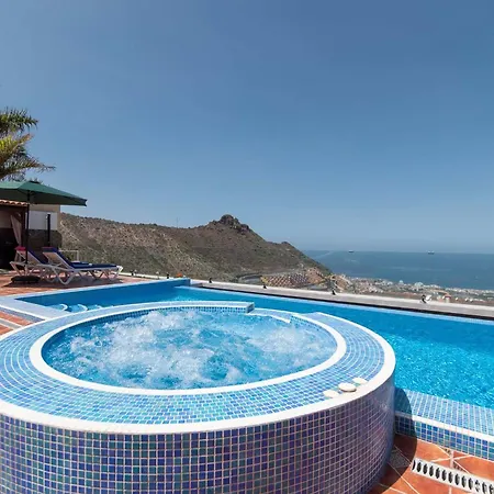 Romantica Lovely 4 Bedroom Private Heated Pool Vila *