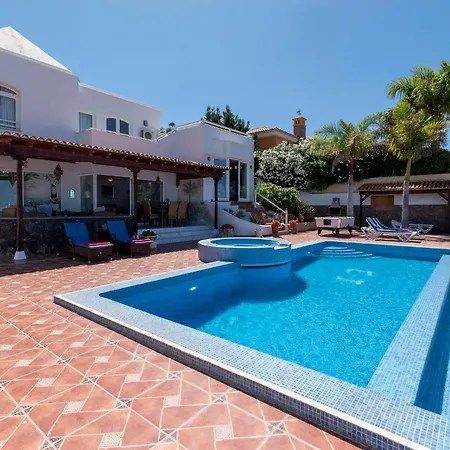 Romantica Lovely 4 Bedroom Private Heated Pool * Costa Adeje (Tenerife)