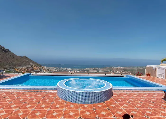 Romantica Lovely 4 Bedroom Private Heated Pool